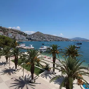 Hotel Ari 2 ***